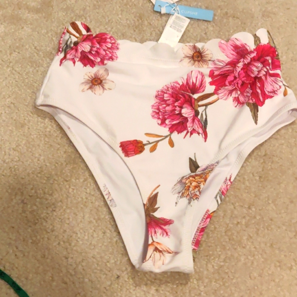 New!Cupshe High Waist Floral Bikini Bottom Summer Beach Y2K Cottagecore Girlhood - Picture 1 of 7